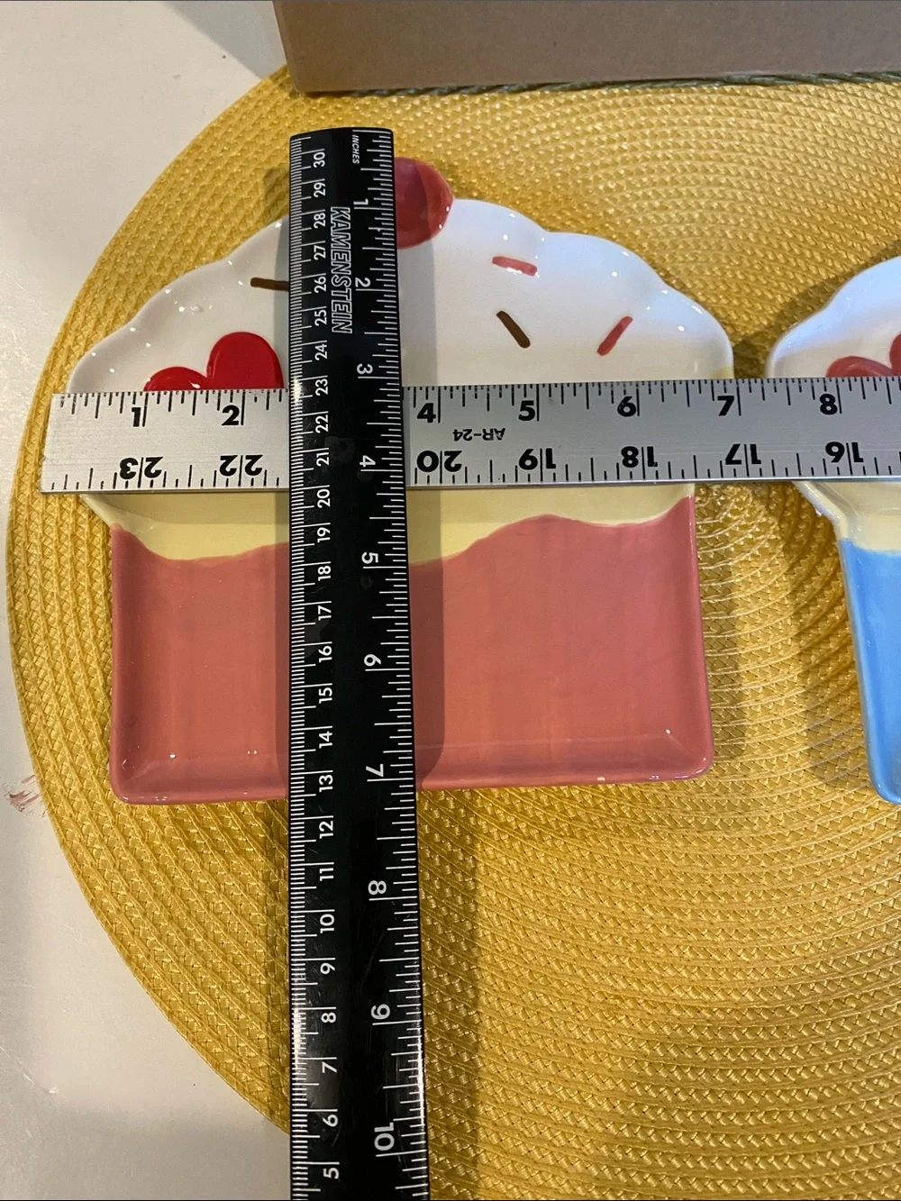 NIB Set of 2 Cupcake-Shaped Snack Plates